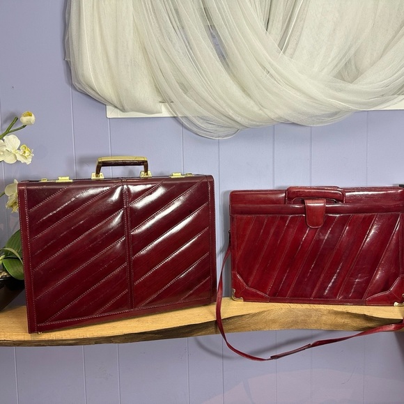 Other - Elegant Burgundy EEL skin vintage Attaché SET
